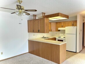 Eben-Ezer II Residences in Edmonton, AB - Building Photo - Building Photo