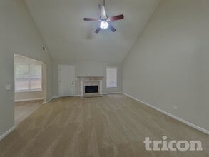 2183 Harmony Lakes Ct in Lithonia, GA - Building Photo - Building Photo