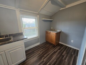 5728 Madison Dr in Verona, PA - Building Photo - Building Photo