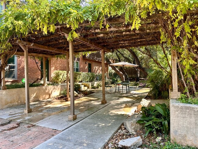 property at 2300 Nacogdoches Rd