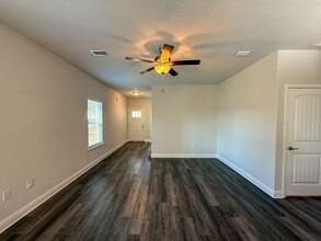 6617 Boatswain Rd in Bellview, FL - Building Photo - Building Photo