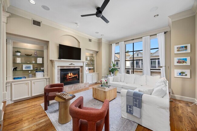 property at 1312 Crocker St