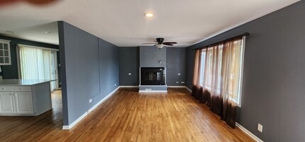 2565 Jensen Ln in Libertyville, IL - Building Photo - Building Photo