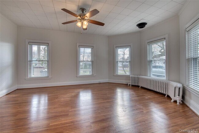 775 Hummel Ave in Southold, NY - Building Photo - Building Photo