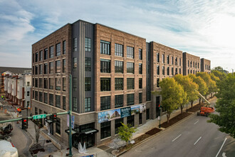 River Rock in Chattanooga, TN - Foto de edificio - Building Photo