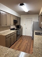 9515 Kingswalk St in Fort Smith, AR - Foto de edificio - Building Photo