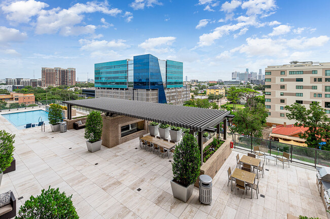 The Southmore in Houston, TX - Foto de edificio - Building Photo