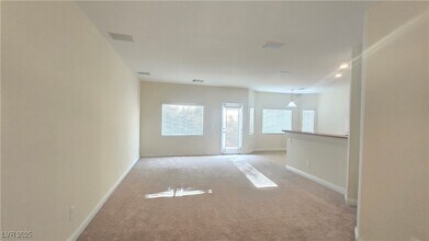 9351 Pinewood Ridge St in Las Vegas, NV - Building Photo - Building Photo