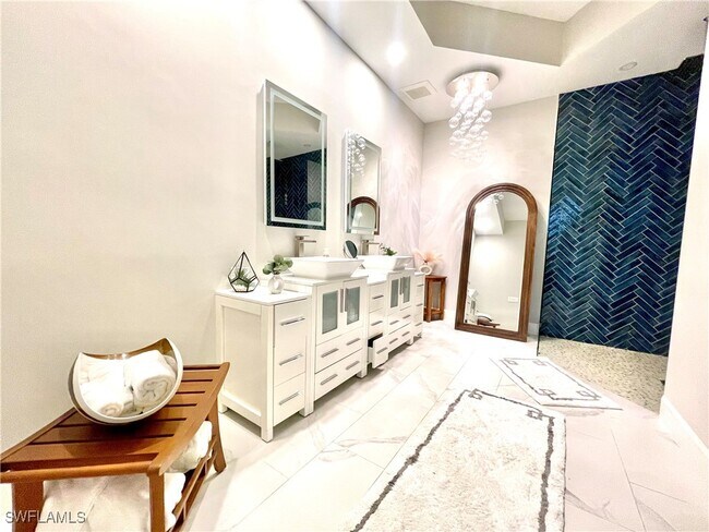 9024 Whimbrel Watch Ln