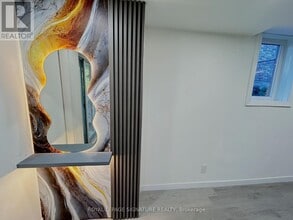 130 King St in East Gwillimbury, ON - Building Photo - Building Photo