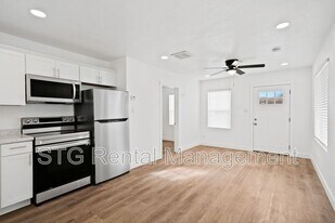 300 W 100 N in Hurricane, UT - Building Photo