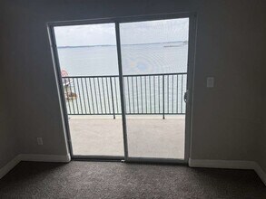 7039 Kingston Cove Ln in Willis, TX - Building Photo - Building Photo