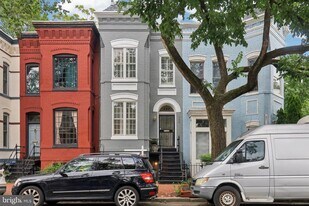 252 11th St SE in Washington, DC - Building Photo
