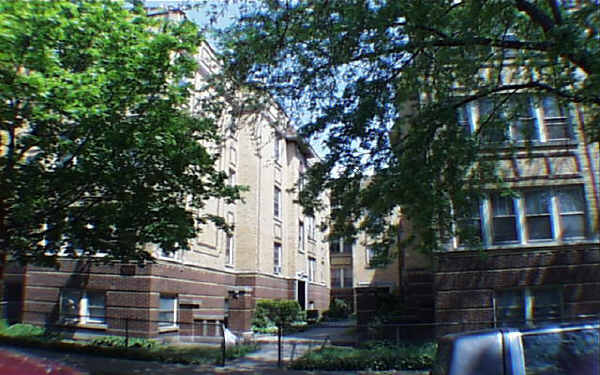 Troy Court in Chicago, IL - Foto de edificio - Building Photo