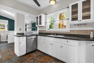 1633 E Concord St in Orlando, FL - Building Photo - Building Photo