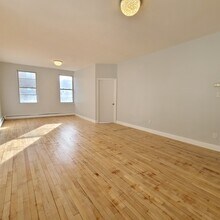 6115 Monitor Pl, Unit 2nd Floor in West New York, NJ - Building Photo - Building Photo