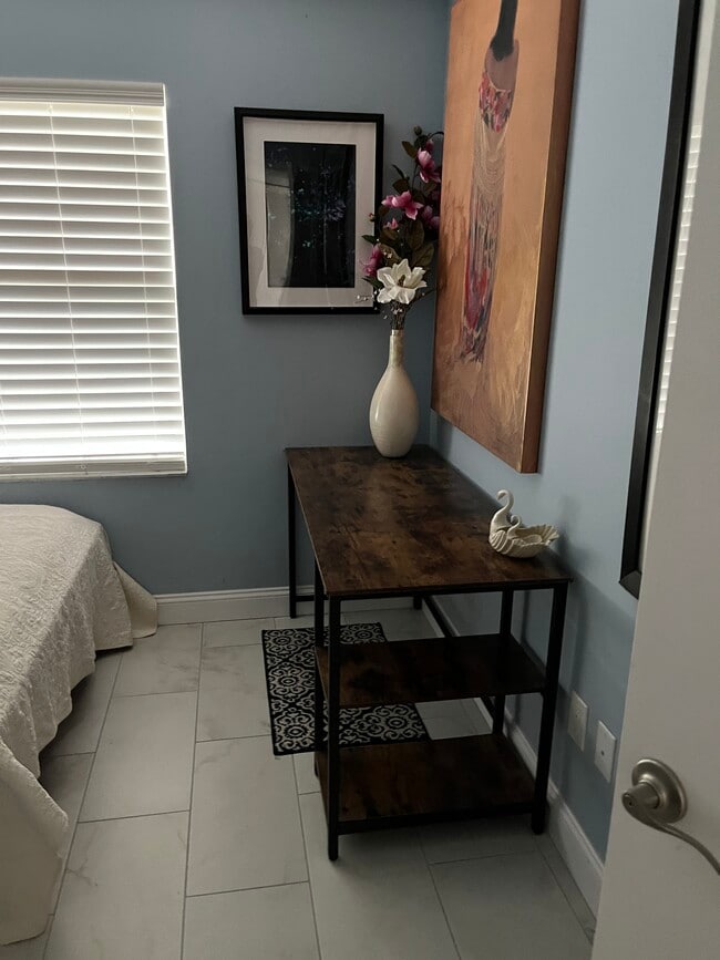 property at 14451 Lakewood Trace Ct