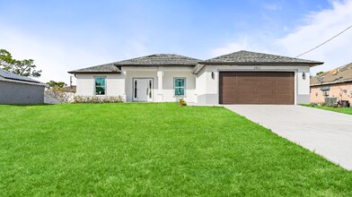 2321 NW 30th Terrace in Cape Coral, FL - Building Photo - Building Photo
