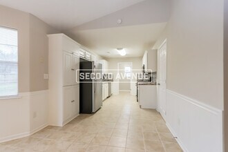 226 Fern Ct in Hampton, GA - Building Photo - Building Photo