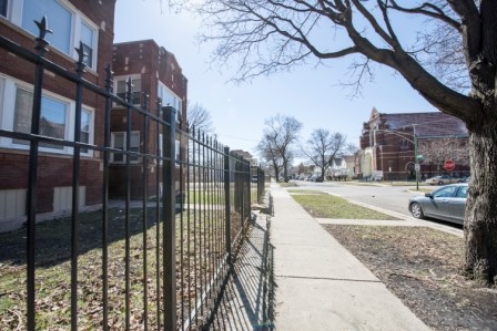 701 N Lotus Ave in Chicago, IL - Foto de edificio - Building Photo