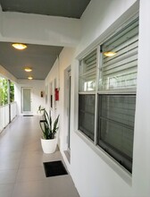 1604 Drexel Ave, Unit 106 in Miami Beach, FL - Building Photo - Building Photo