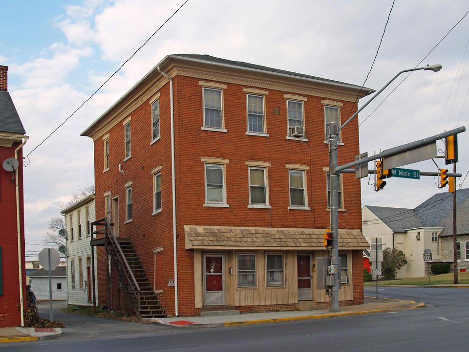 101 - 103 W Main St in Mount Joy, PA - Building Photo