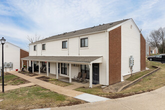 Meadow Glen Apartments in St. Louis, MO - Foto de edificio - Primary Photo