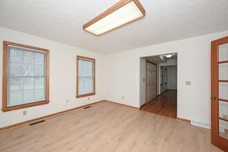 4367 Bunker Ln in Stow, OH - Building Photo - Building Photo