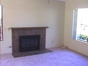 799 Valley Crest Dr in Oceanside, CA - Building Photo - Building Photo