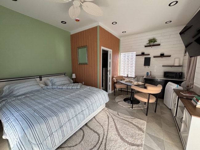 property at 3100 Berkshire Rd