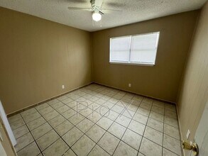 1038 W Hendrix St in Rogers, AR - Building Photo - Building Photo