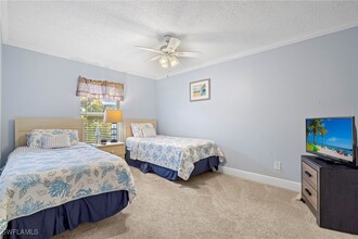 1023 SE 15th St in Cape Coral, FL - Foto de edificio - Building Photo
