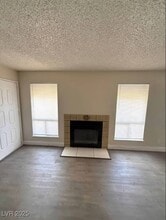 4941 Newport Cove Dr in Las Vegas, NV - Foto de edificio - Building Photo