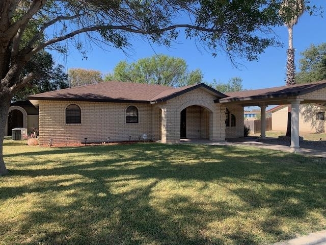 213 Arroyo Dr in Del Rio, TX - Building Photo - Building Photo