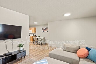 1430 S 4th Ave in Pocatello, ID - Building Photo - Building Photo