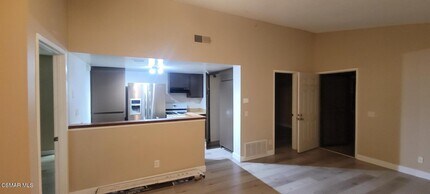 4581 Alamo St in Simi Valley, CA - Building Photo - Building Photo