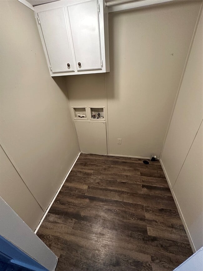 property at 2021 N Battlebell Rd