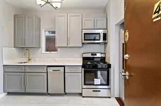 475 Palisade Ave, Unit 4 in Jersey City, NJ - Building Photo - Building Photo