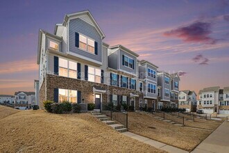 9777 Oaklawn Blvd NW in Huntersville, NC - Building Photo - Building Photo