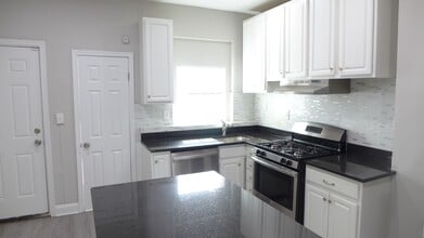 619 McKewin Ave in Baltimore, MD - Foto de edificio - Building Photo