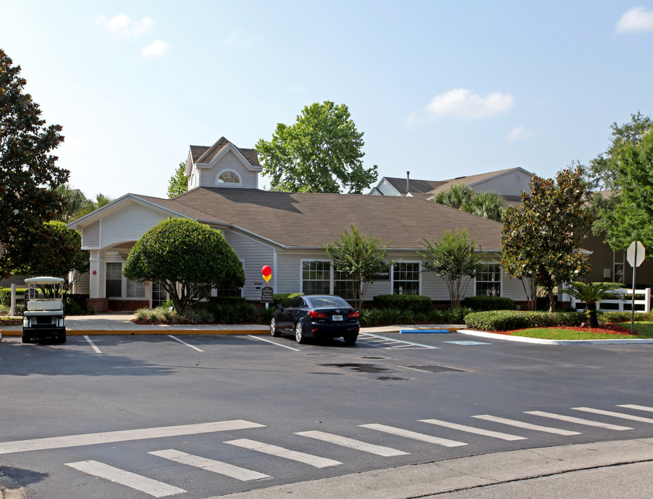 Tierra Vista Apartments in Kissimmee, FL - Building Photo