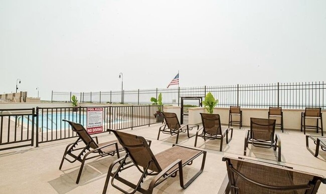 420 Shore Rd in Long Beach, NY - Building Photo - Building Photo