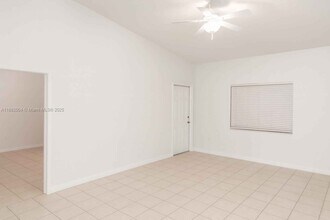2516 Lincoln St in Hollywood, FL - Building Photo - Building Photo