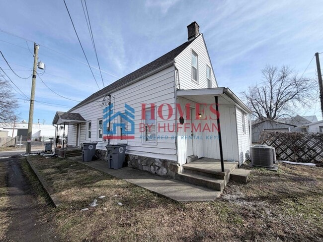 616 W Tennessee St in Evansville, IN - Building Photo - Building Photo