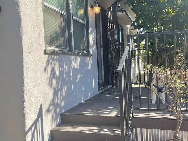 1111 Blake Ave, Unit 1111 Blake Av. Frogtown