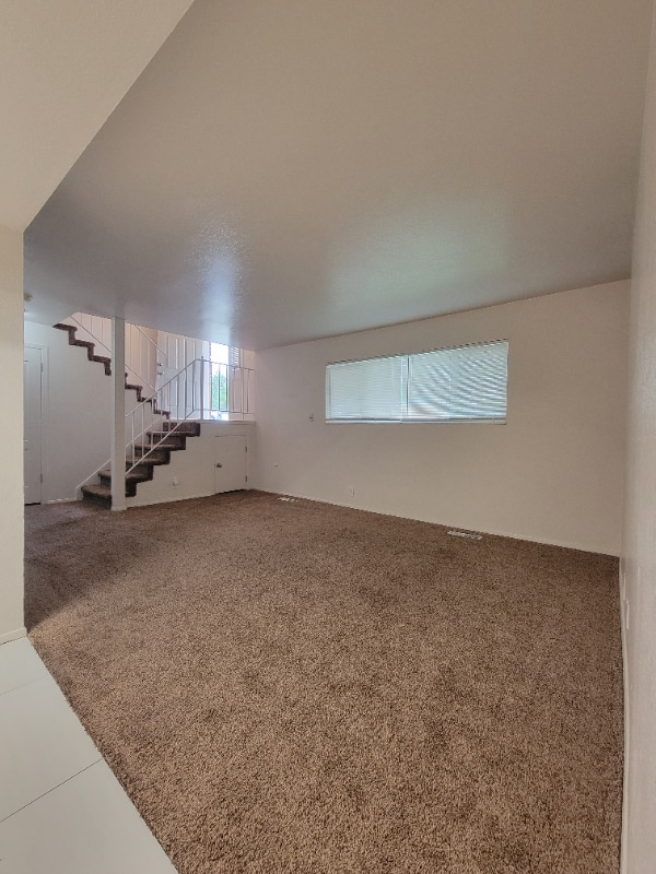 166 W Foxbridge Dr in Midvale, UT - Building Photo - Building Photo