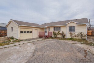 566 N 24th St in Grand Junction, CO - Building Photo