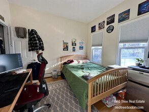 143 Hillside St, Unit 3 in Boston, MA - Building Photo - Building Photo