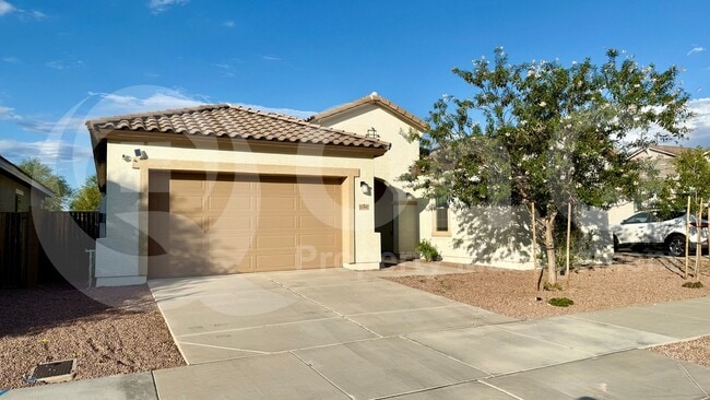 property at 21096 E Arroyo Verde Dr