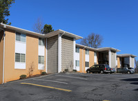 Northside Apartments in Marietta, GA - Foto de edificio - Building Photo